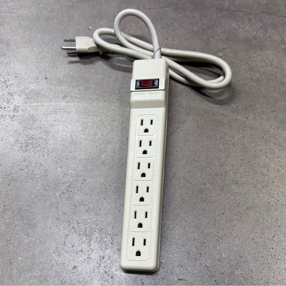 Vintage Surge Protectors APC NET7 RadioShack Prime Power Sentry Power Tap Lot - Picture 6 of 10